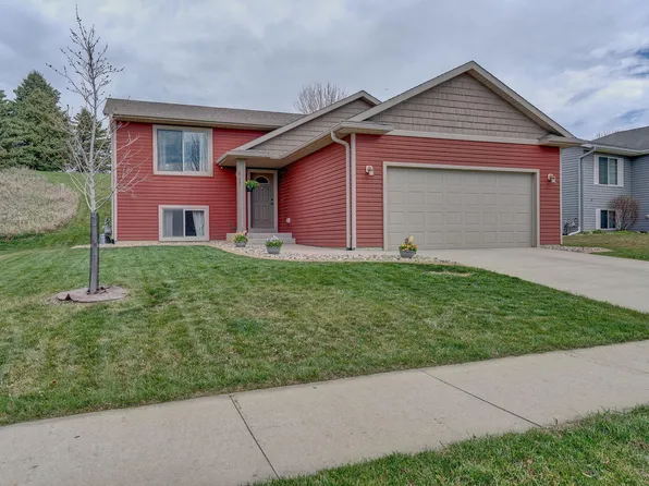 517 6th St NE, Byron, MN 55920