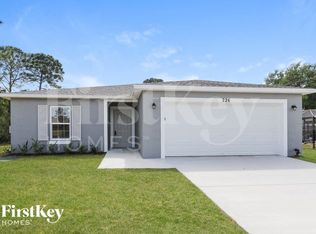226 SW Eyerly Ave, Port Saint Lucie, FL 34983
