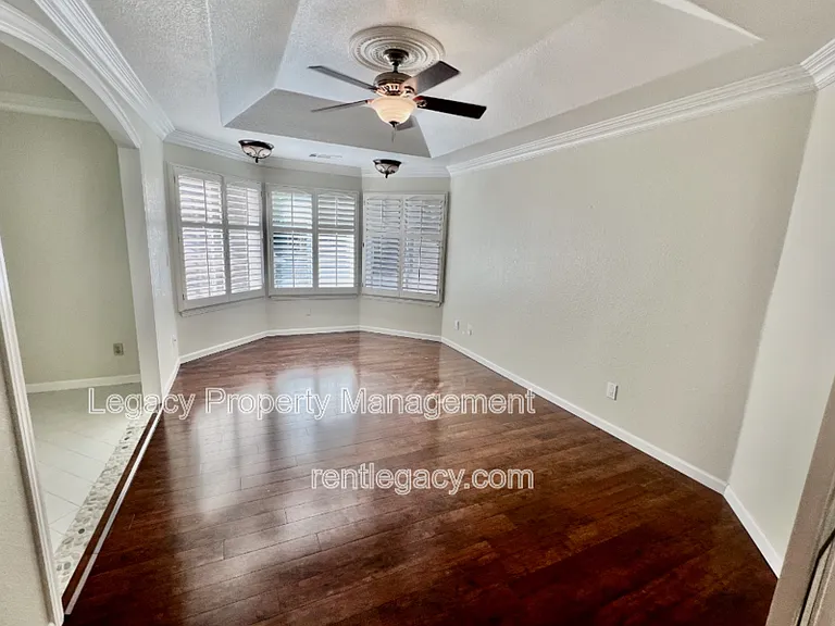 2552 Cotswold Hill Dr — Photo 12