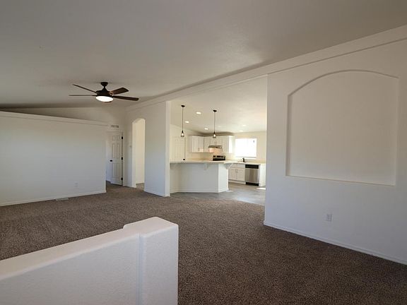 4th image of 10667 W Anthony Dr