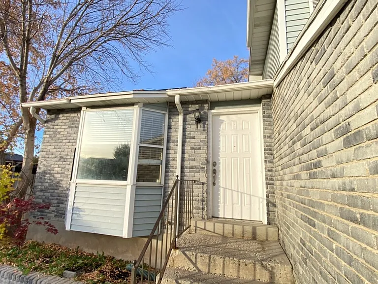 3391 W Wake Cir — Photo 2