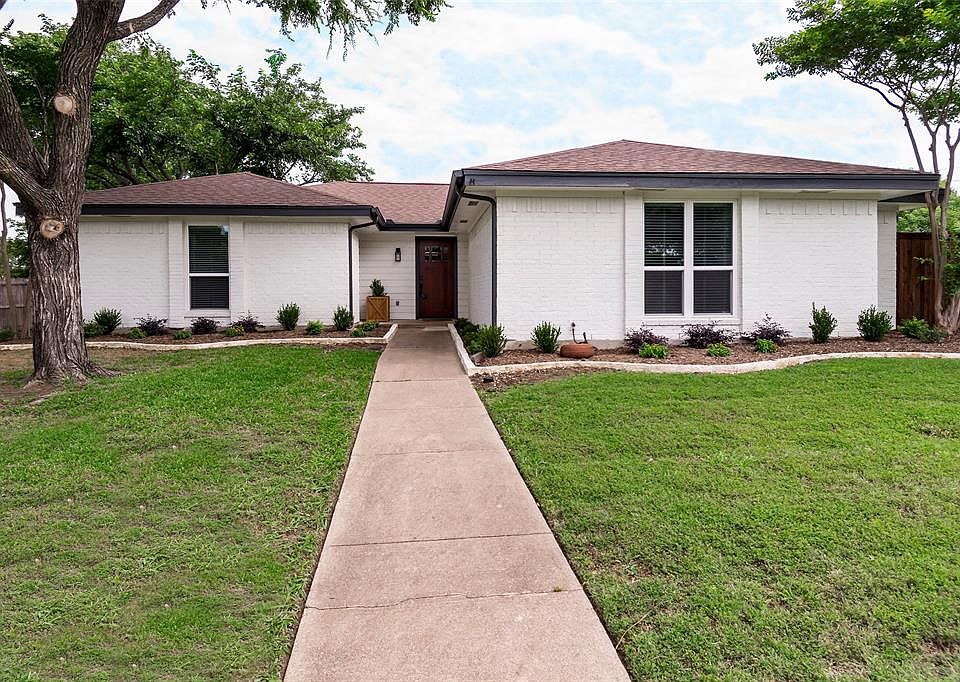 1st image of 3712 Balfour Pl