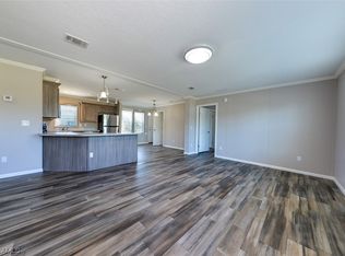 209 Gilbert Ave N, Lehigh Acres, FL 33971