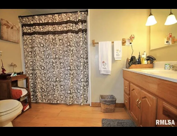501 S Henry St — Photo 17
