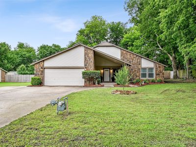 3616 E 142nd St S, Bixby, OK, 74008