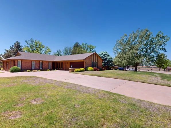 2413 Wildwood Dr, Woodward, OK 73801