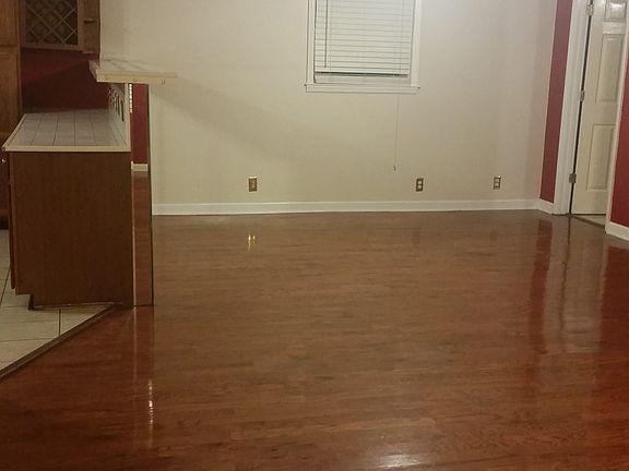 Another view Livingroom/Gr