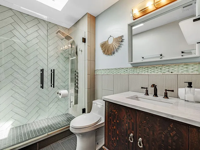 308 Panorama Ct — Photo 31