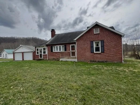 884 Isner Creek Rd, Elkins, WV 26241