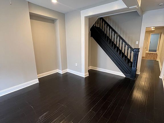 4th image of 1812 Rutland Ave