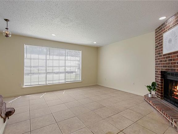 5th image of 1524-1530 Richmond Dr
