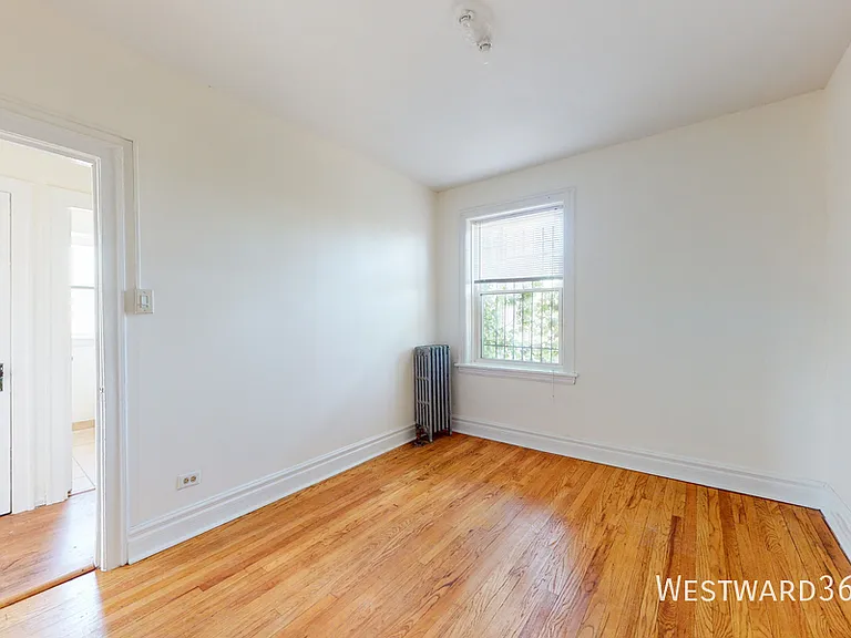 3012 W Warren Blvd #3R — Photo 5