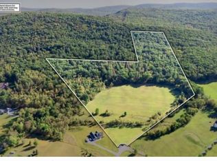 986 Pine Rd, Carlisle, PA 17015