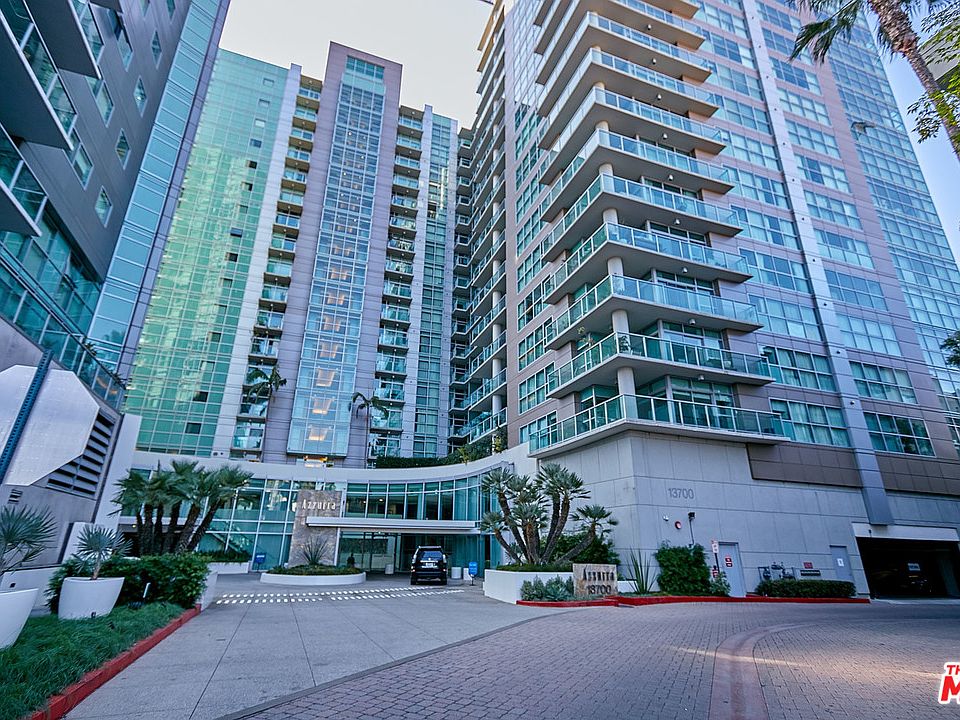 1st image of 13700 Marina Pointe Dr Unit 1518