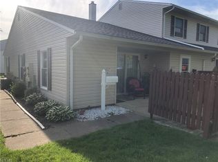 8127 Puritan Dr APT A, Mentor, OH