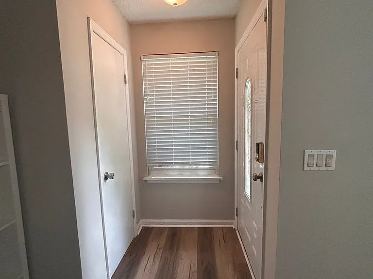 228 Miami St — Photo 20