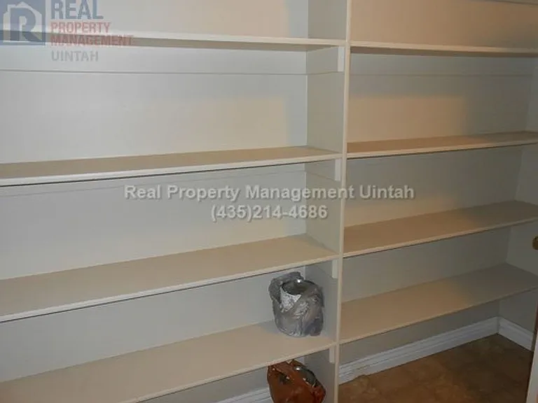 522 N 4250 W — Photo 8