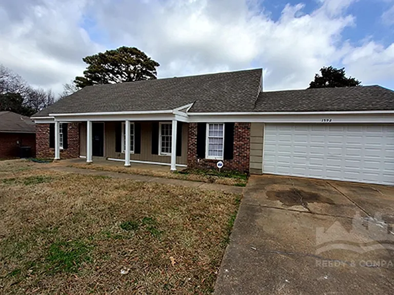 1392 Singing Trees Dr — Photo 2