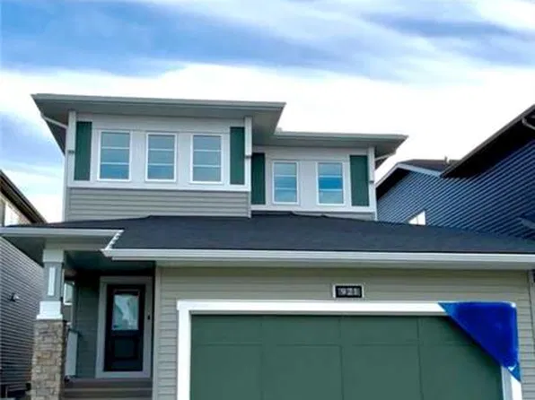921 N Chinook Winds Mdw SW, Airdrie, AB T4B 0R7