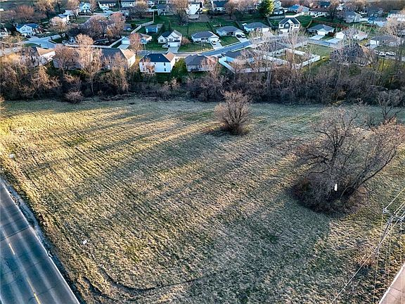 2nd image of S 11th Street Rd