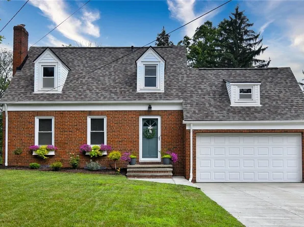 6525 E Pleasant Valley Rd, Independence, OH 44131