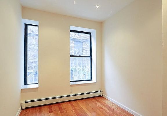 3rd image of 123 W 106th St APT 1B