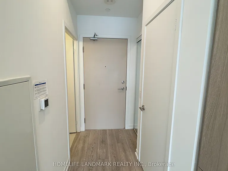 2020 Bathurst St #720 — Photo 10