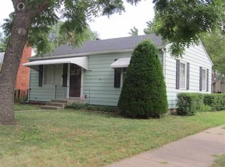 500 W Ellsworth Ave, Salina, KS 67401