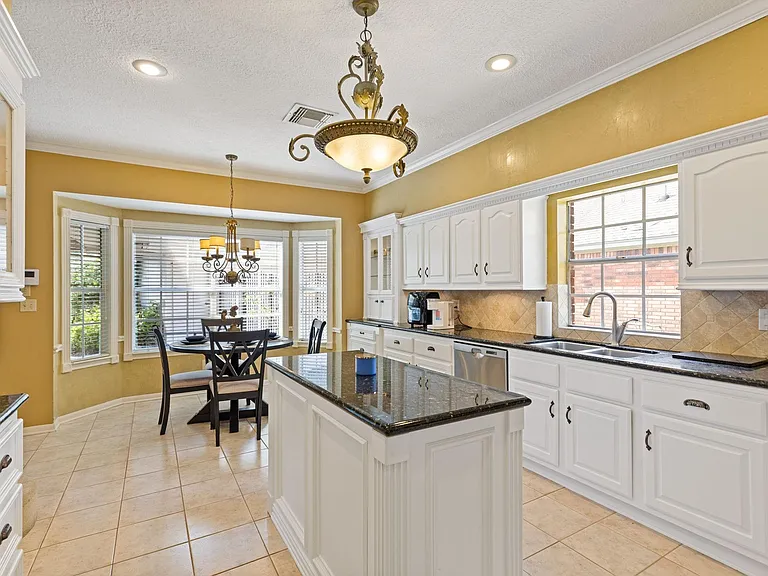 7435 River Garden Dr — Photo 15