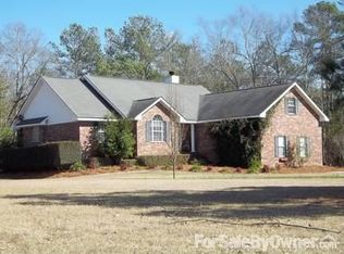 353 Hawk Hammock Dr, Springfield, GA 31329