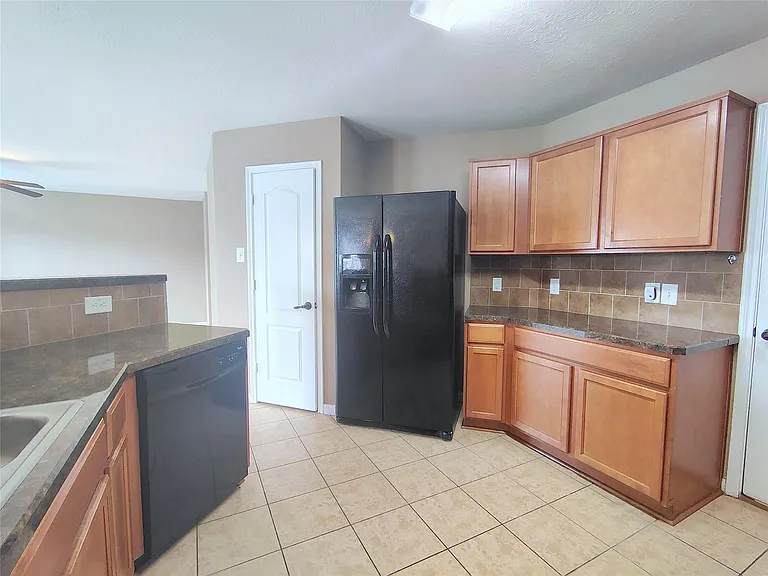 1206 Larks Trace Ln — Photo 10