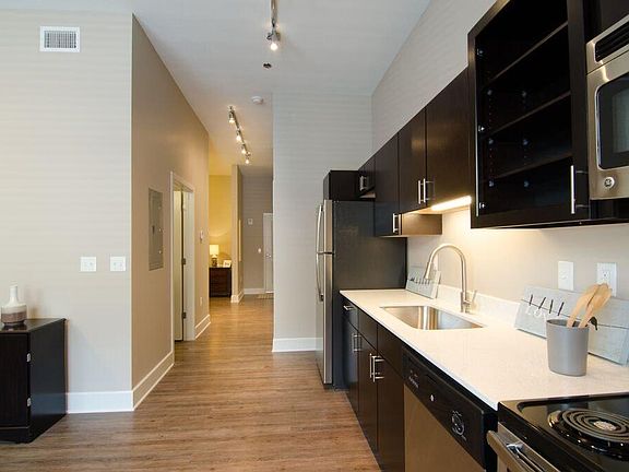 4th image of 138 Park Central Sq APT 202