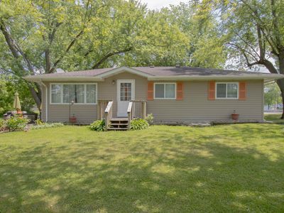 613 Hollywood, Hebron, IN, 46341