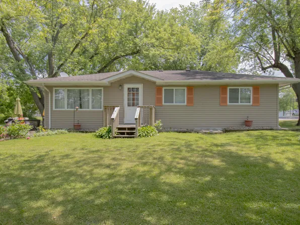 613 Hollywood, Hebron, IN 46341