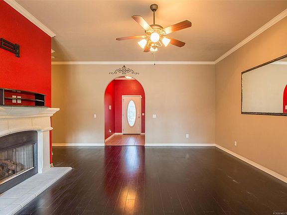 2nd image of 2561 Poplar Ct