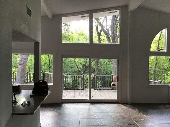 4th image of 17328 Marianne Cir