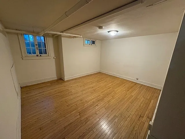 2024 Kendall Ave #5 — Photo 12
