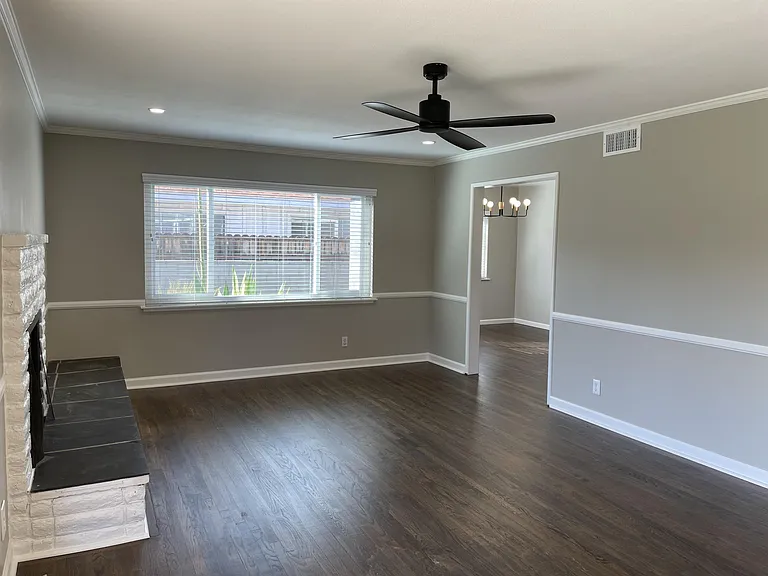 2634 Balfour Ave — Photo 7
