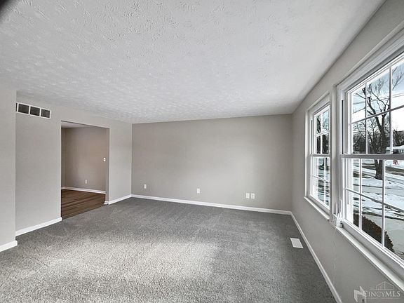 3rd image of 10353 Hawkhurst Dr