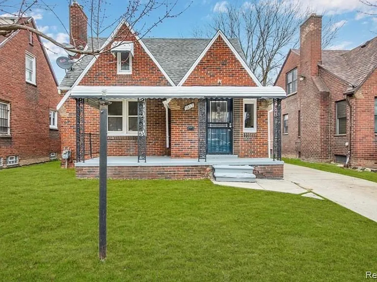 8938 Hartwell St — Photo 2