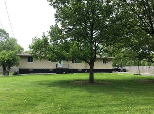 2080 Manor Rd, Uniontown, OH 44685