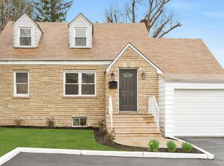640 Maple Ave, Ridgefield, NJ 07657