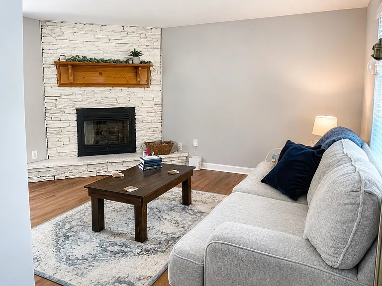 2140 Mariner Cir — Photo 5