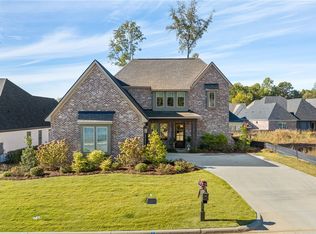 607 Overbrook Ln, Auburn, AL 36830