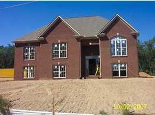 424 Oak Ridge Dr, Pleasant Grove, AL 35127