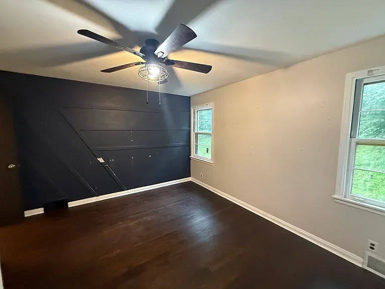 401 Hyde Park Dr — Photo 8