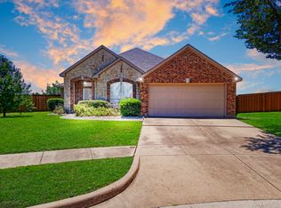 2747 Ferdinand, Grand Prairie, TX 75054