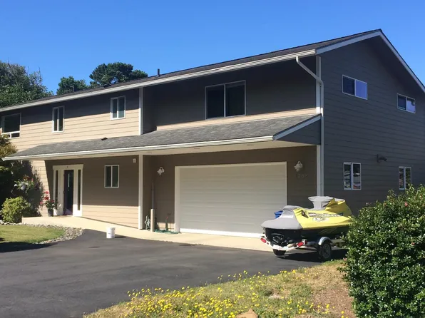 6765 Salal Pl, Gleneden Beach, OR 97388