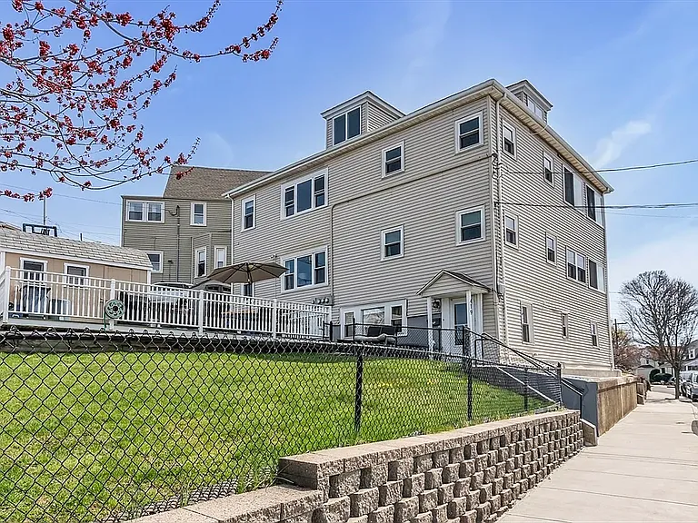 419 Revere St #3 — Photo 1