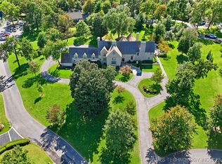 3132 S Columbia Cir, Tulsa, OK 74105